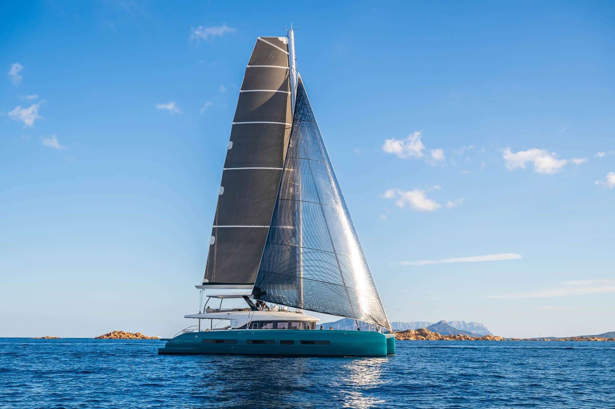 Imladris yacht photo 2