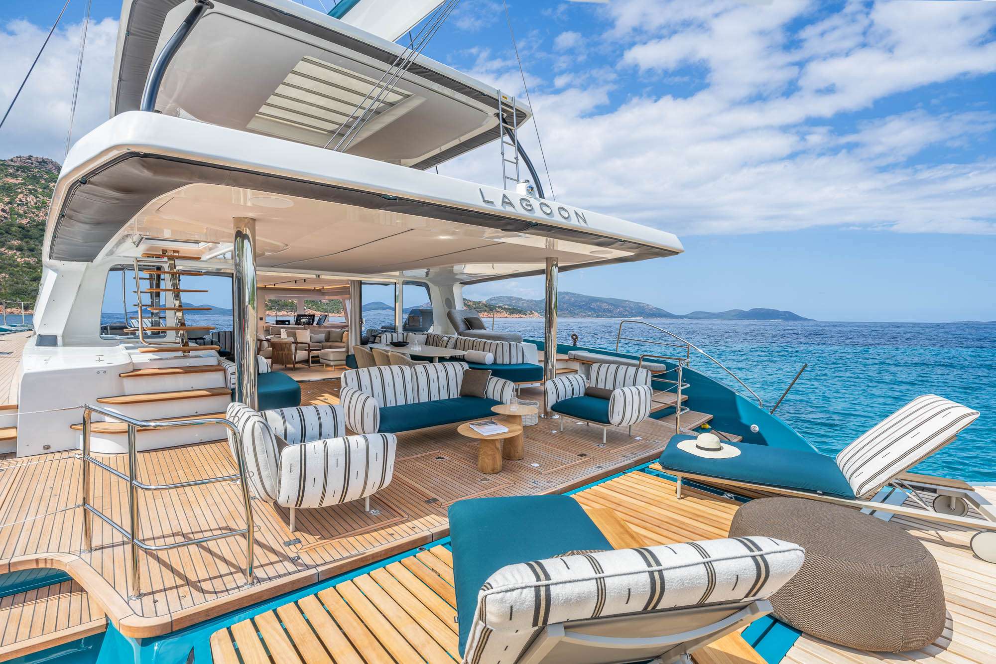 Imladris yacht photo 5