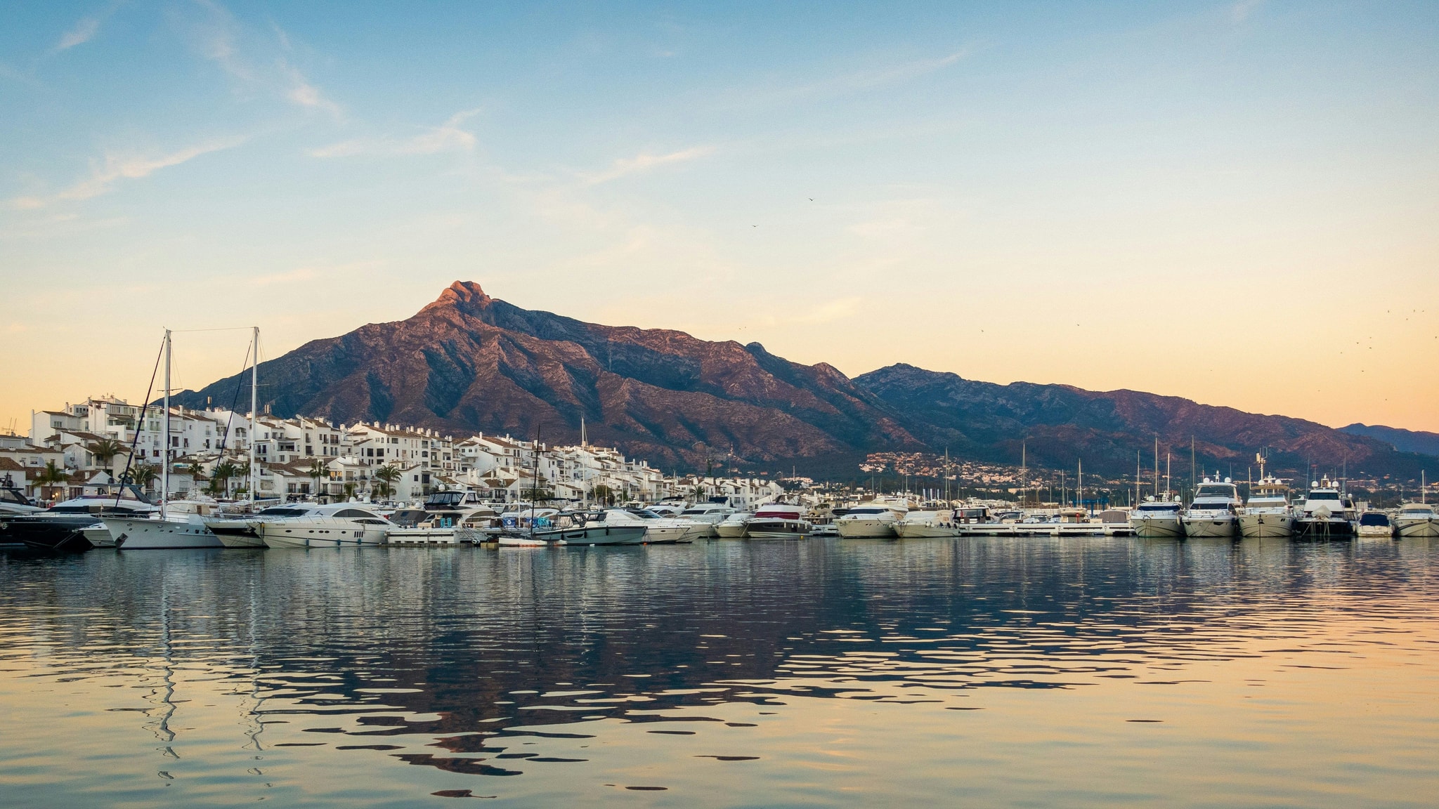 Costa del Sol yacht charter — Yacht charter from Marbella and Puerto Banús