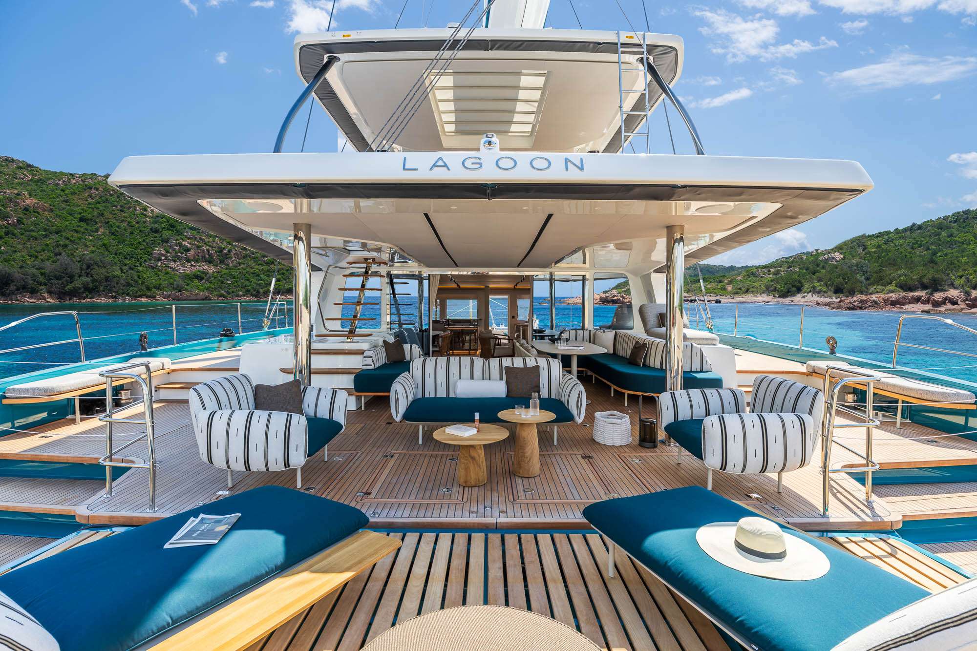 Imladris yacht photo 8