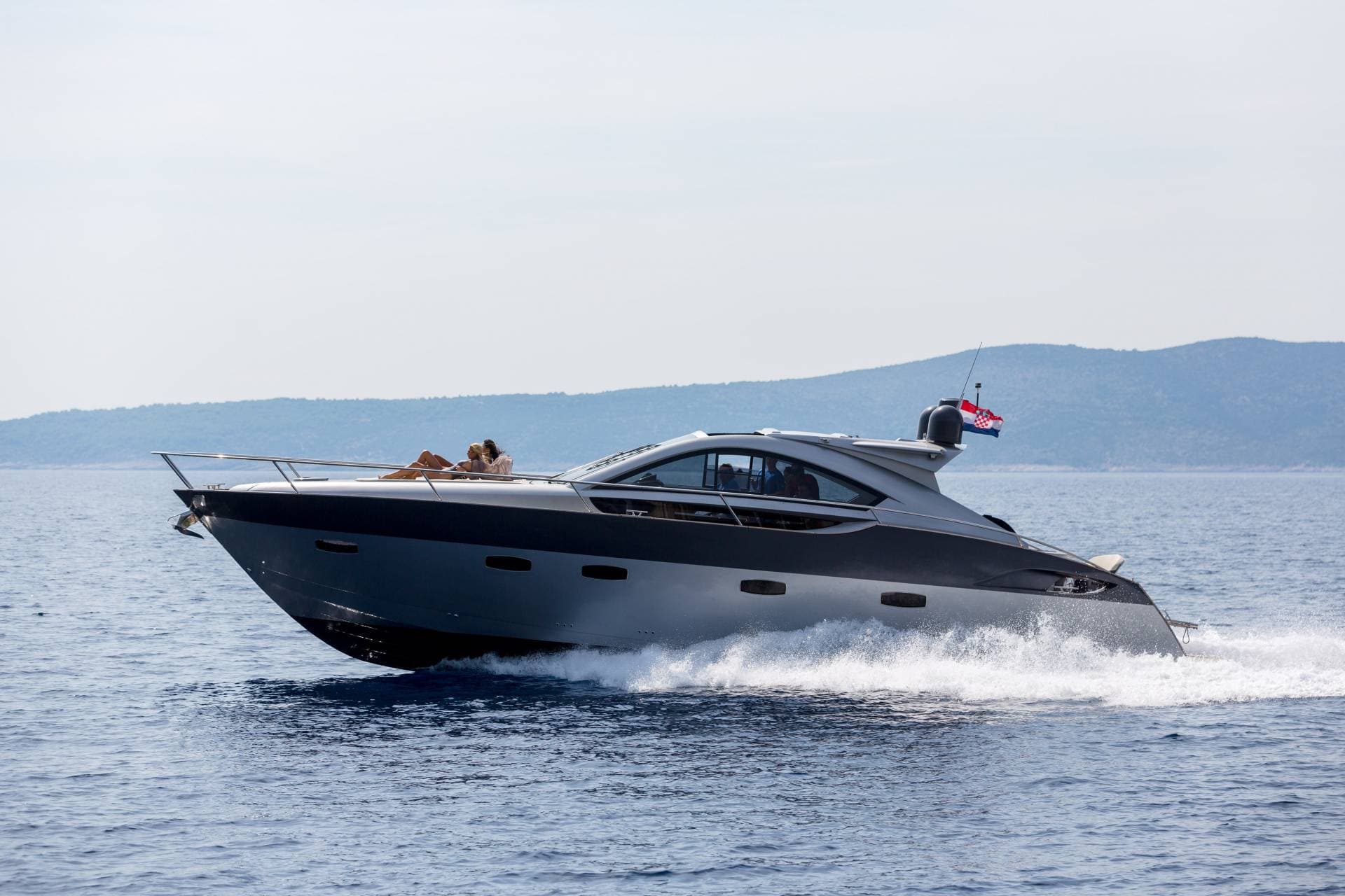 Pearlsea yacht photo 2